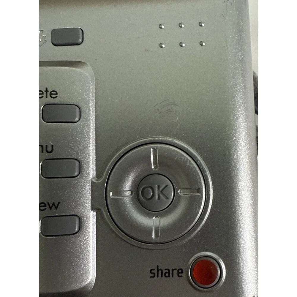 Kodak EasyShare C530 5.0MP Digital Camera - Silver Tested Works Needs A Sd Card